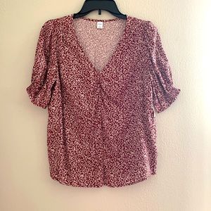 NWT Size Small Old Navy Floral Blouse